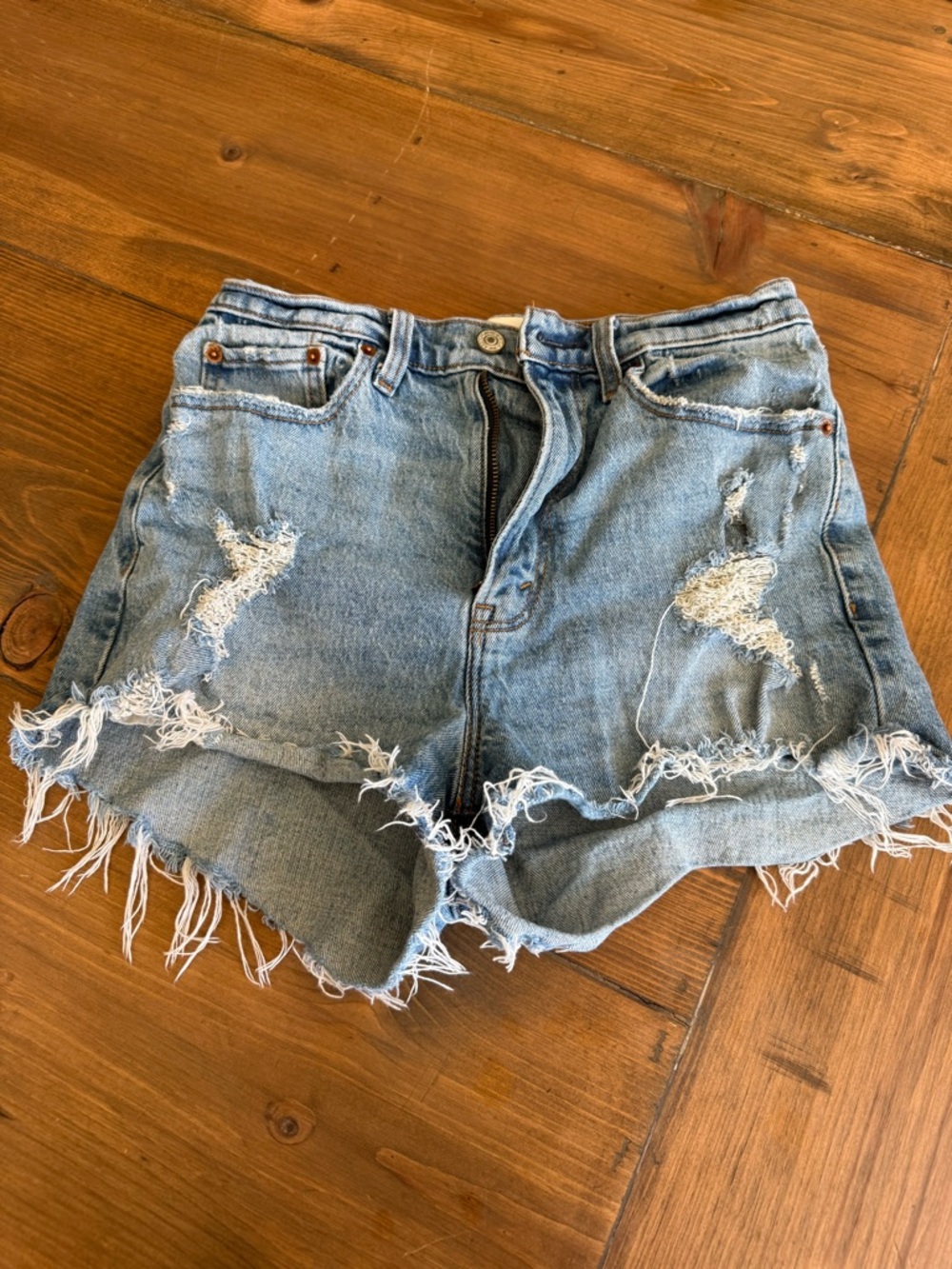 Abercrombie & Fitch High Rise Mom Curve Love Short